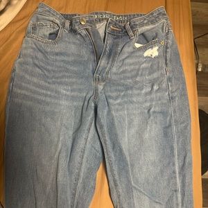 american eagle jeans!